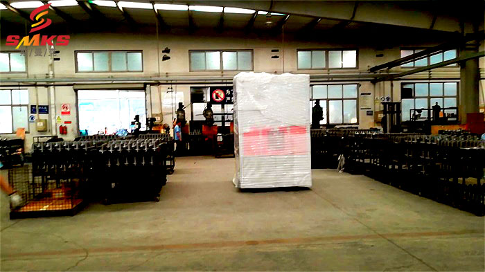 閥塊<a href='http://www.005251.com' target='_blank'><u>交叉孔去毛刺</u></a>_蘇州斯曼克磨粒流設(shè)備有限公司